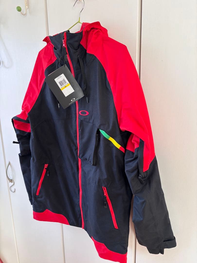 【未使用品】Oakley オークリー スノーボードウェア ジャケット メンズM