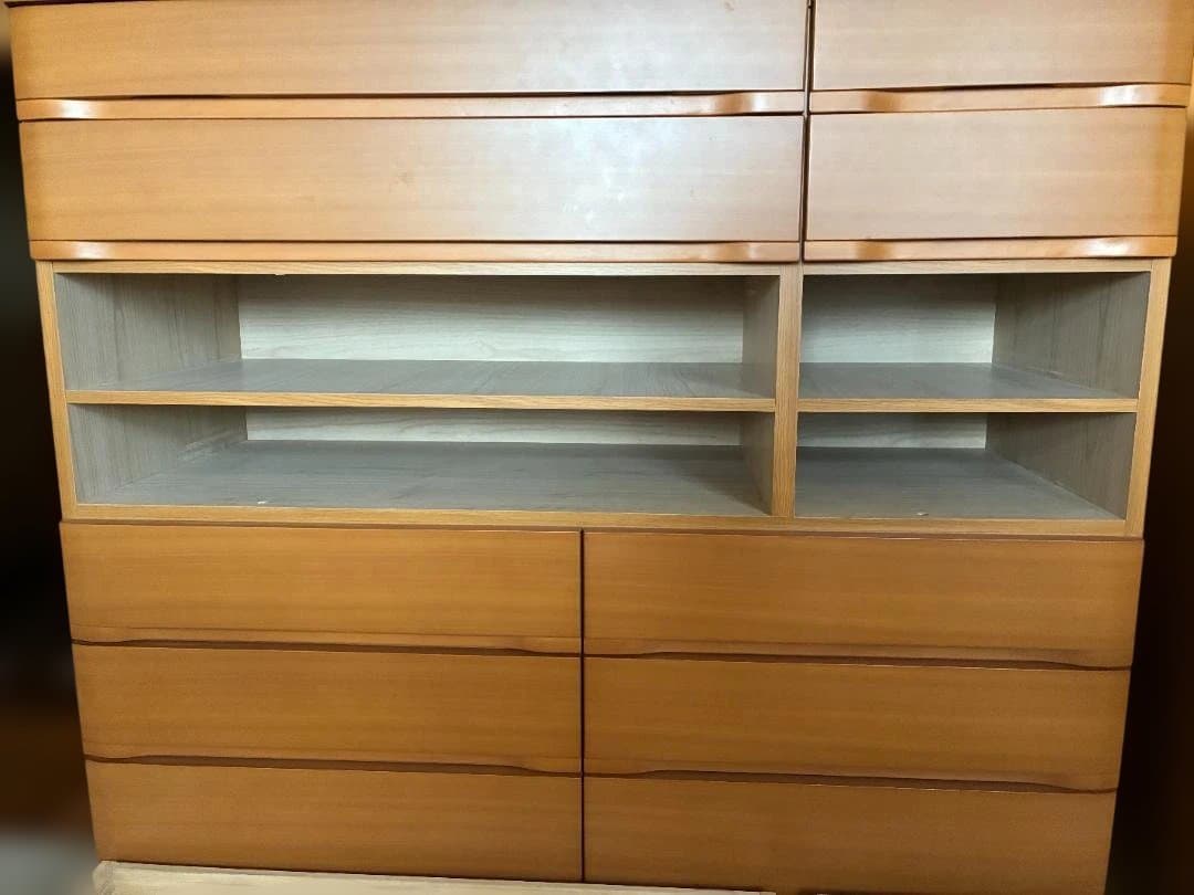 051 山協家具工業（株）幅140-7段チェスト(奥行58) 天然木単板