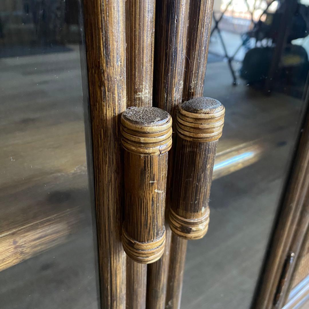 ラタン 籐　サイドボード　テレビ台　ガラス扉　古家具 昭和レトロ　ヴィンテージ