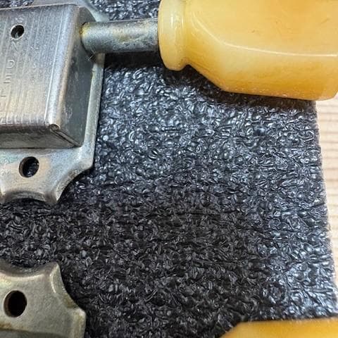 クルーソン 1コブ シングルライン エイジド KLUSON　ペグ　3連