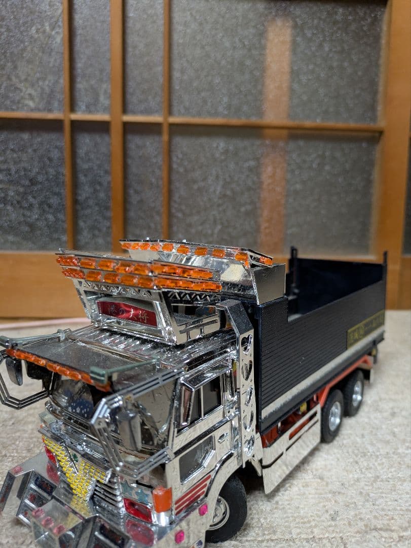 アオシマ日野ドルフィンダンプメッキキャブ