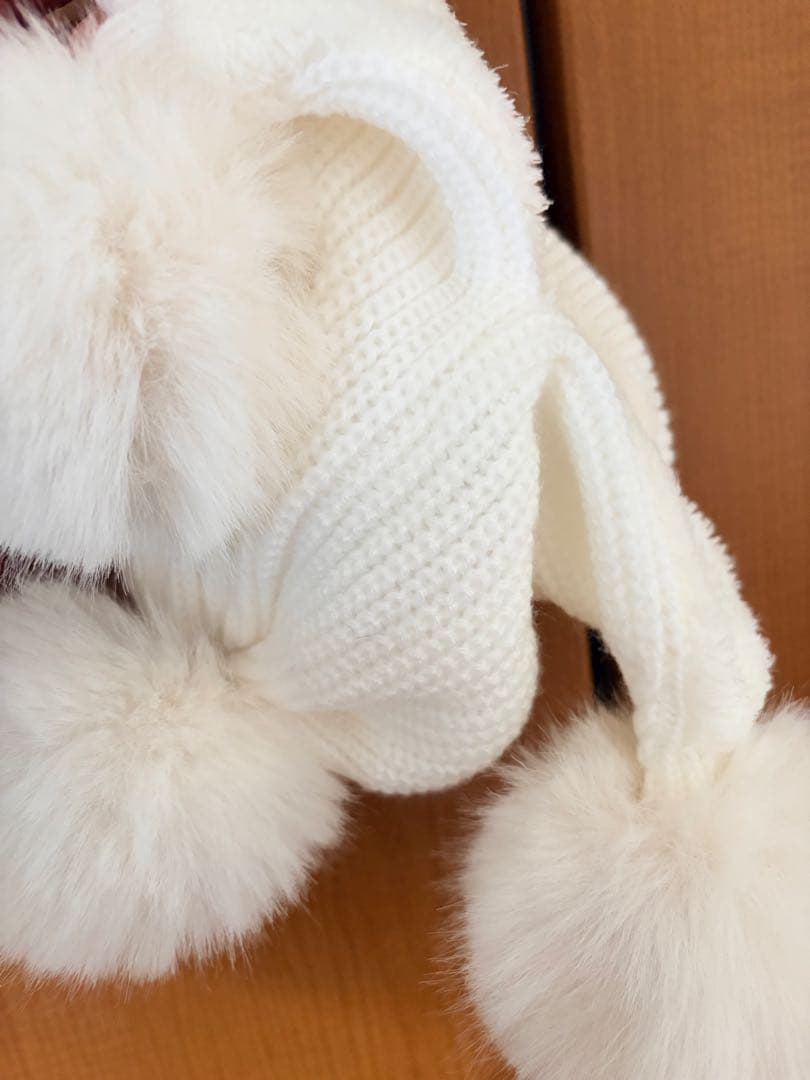 ホワイト ニット帽 ポンポン付き Resurrection レザレクション