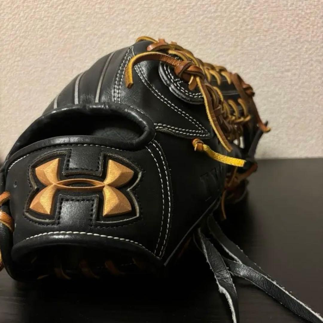 アンダーアーマー硬式野球グローブ