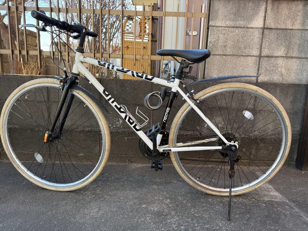 クロスバイク 700C ホワイト