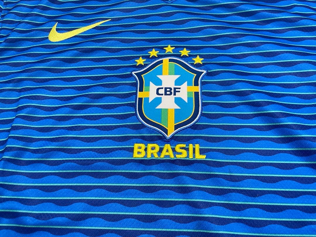 ⭐️新品未使用 NIKE⭐️ ブラジル代表 アウェイ 半袖レプリカユニフォーム