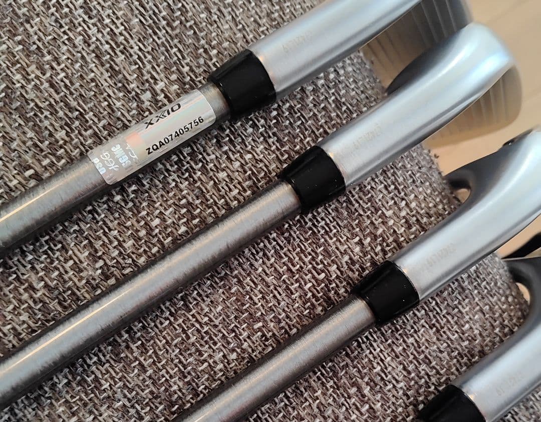 【美品】XXIO Xアイアン (2024)SteelFibre-i‐70‐Ｓ