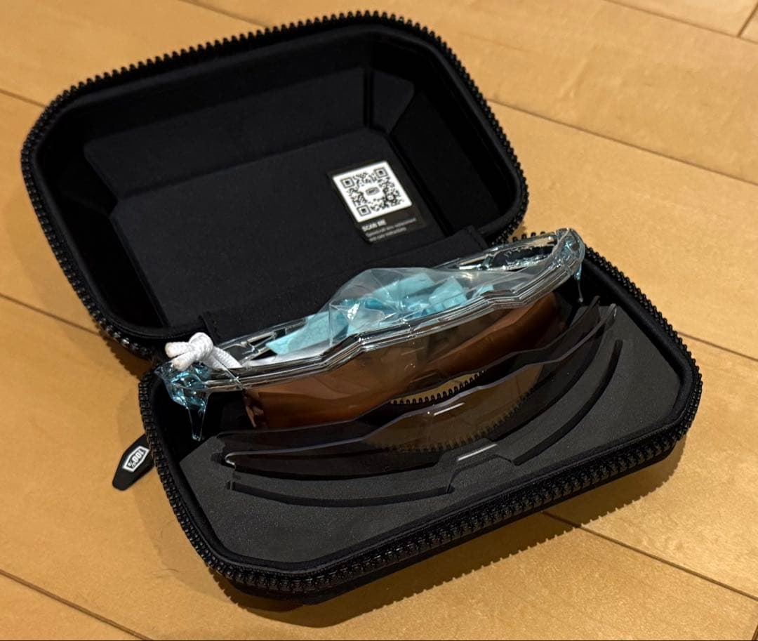 100% SPEEDCRAFT MONEY MIKE サングラス