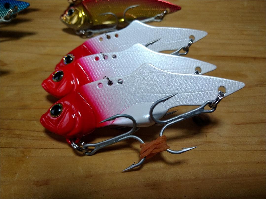 Daiwa　バイブジグ　60g　４色　12個セット