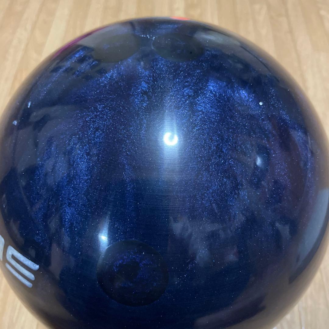 モーティブ社　スープラ14ポンド　ボウリングボール