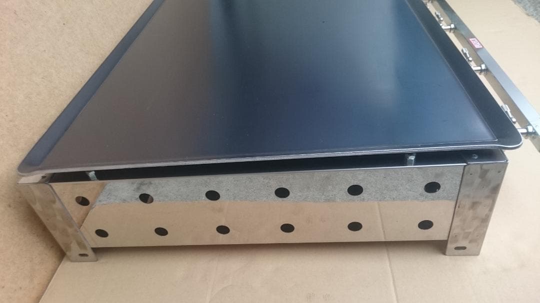 鉄板焼き　ガスグリドル　２台セット　送料無料　未使用品　厚さ６ミリ鉄板