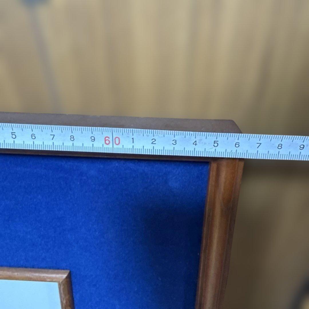 重要無形文化財（人間国宝）　井上萬二　 本人作　額　「白磁緑釉牡丹彫文」0708