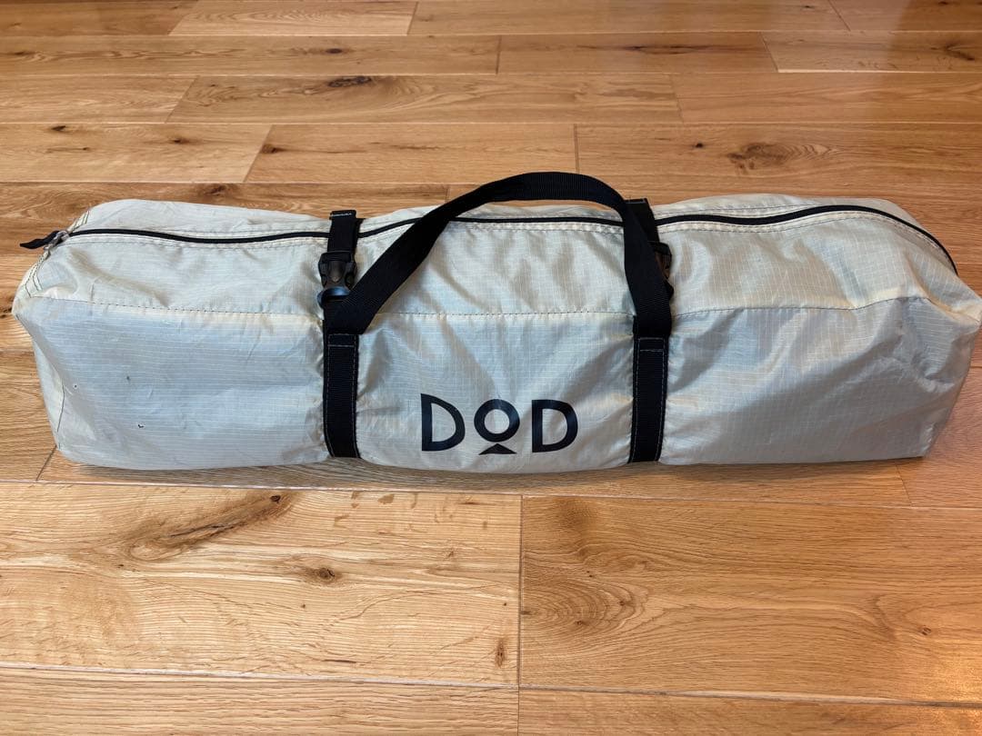 DODワンタッチテント　ベージュ