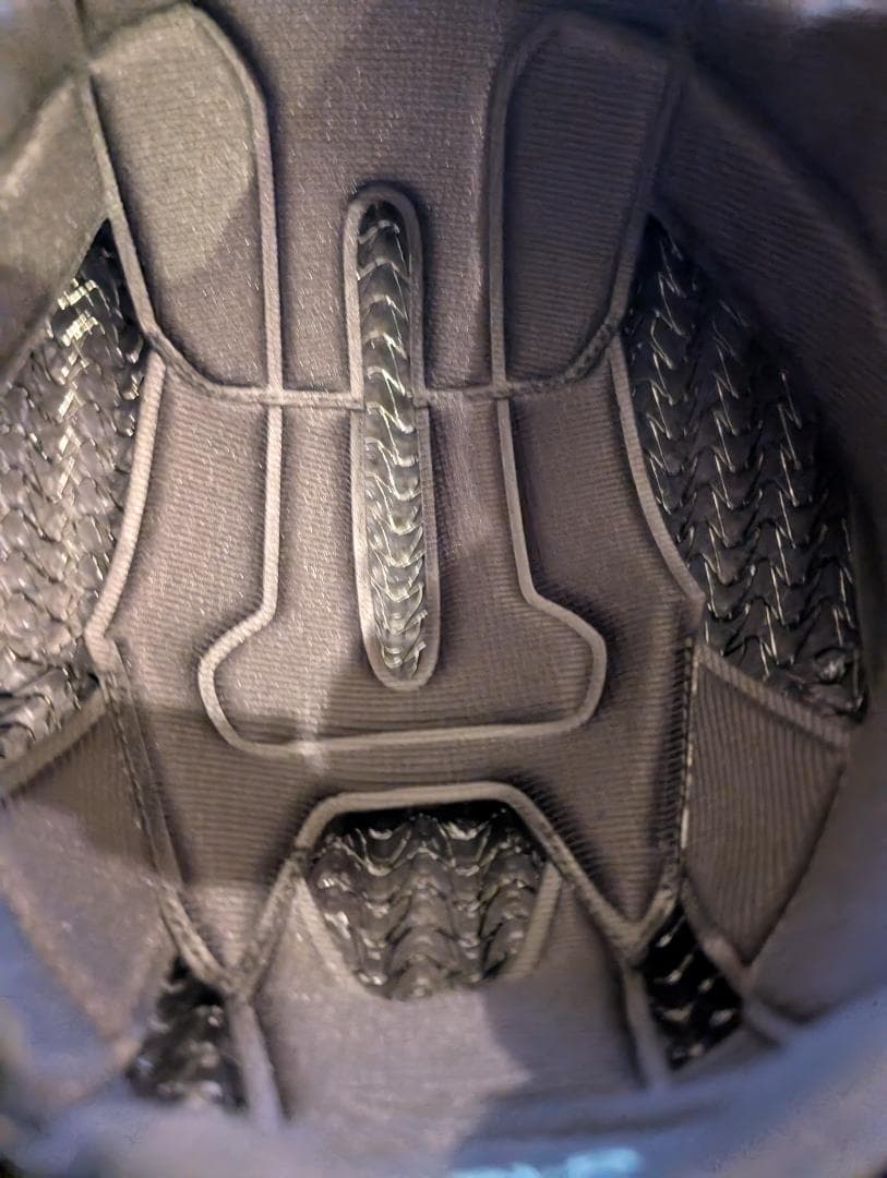 anon　ヘルメット