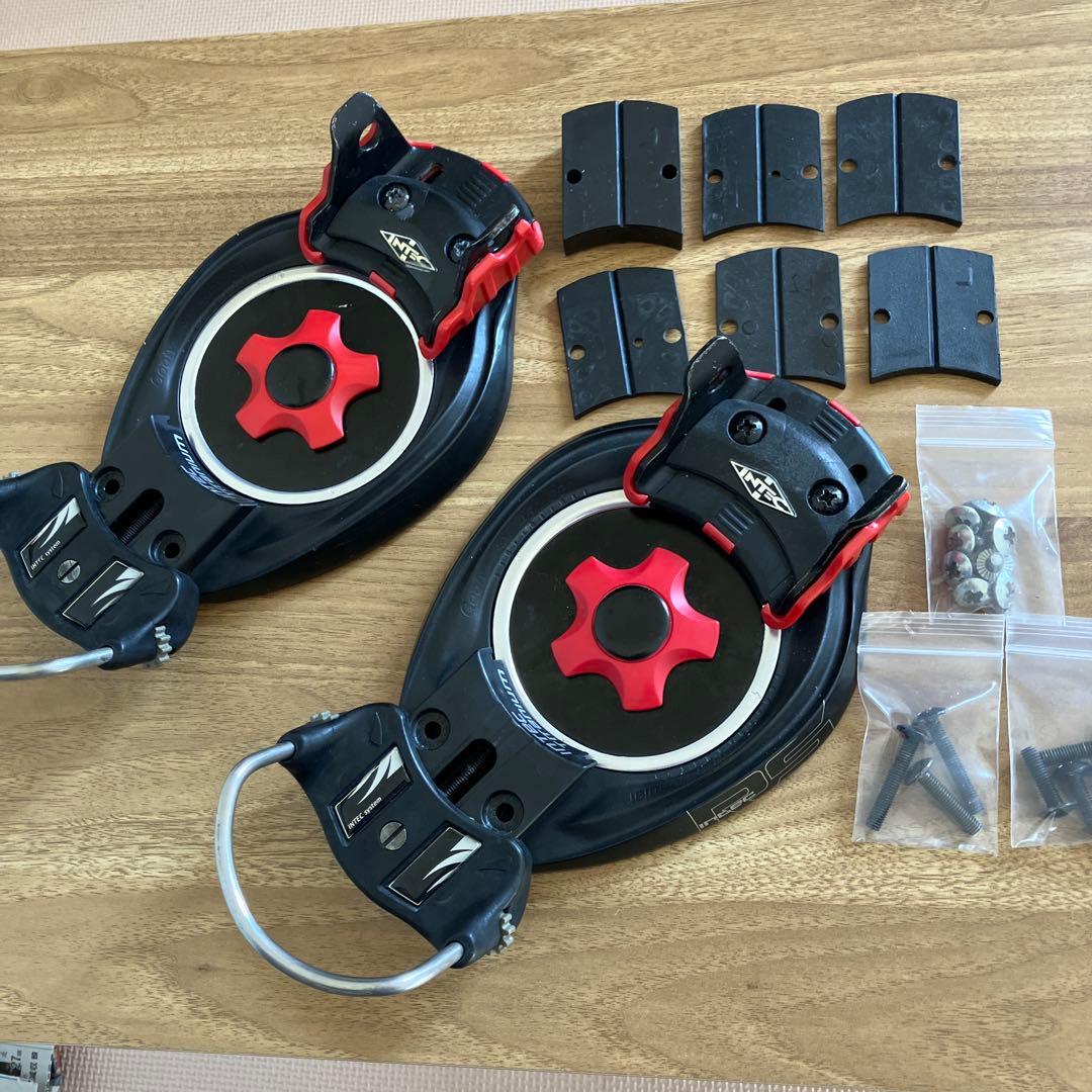 INTEC RS ビンディング ブラック/レッド