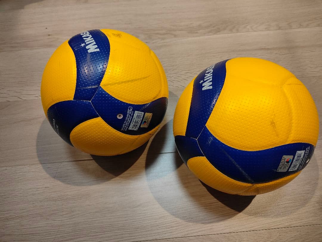 ミカサ　バレーボールV300W　２個セット【中古】