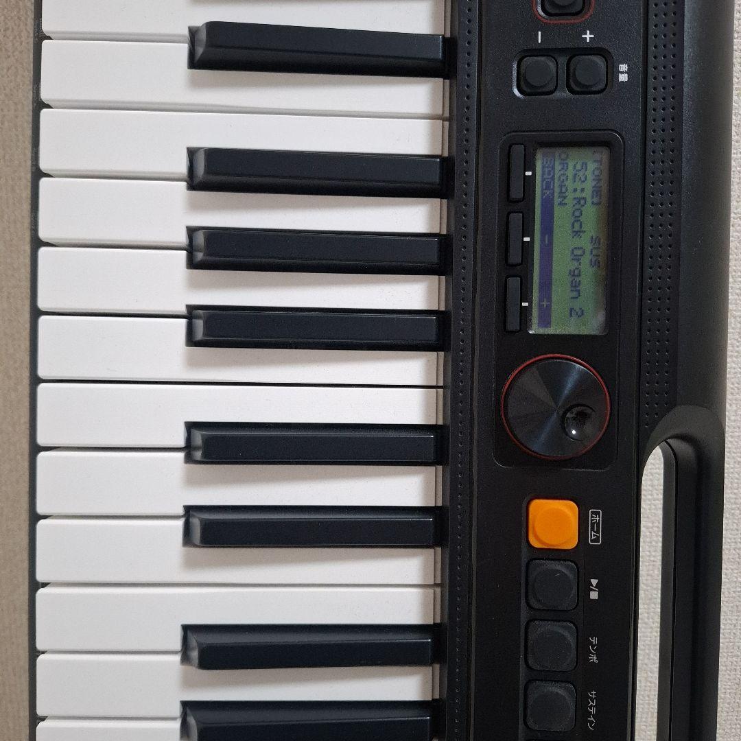 【極美品】CASIO CT-S200 61鍵盤 Casiotone 電子ピアノ