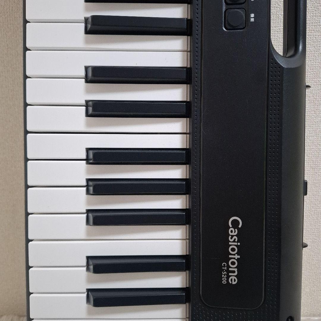 【極美品】CASIO CT-S200 61鍵盤 Casiotone 電子ピアノ