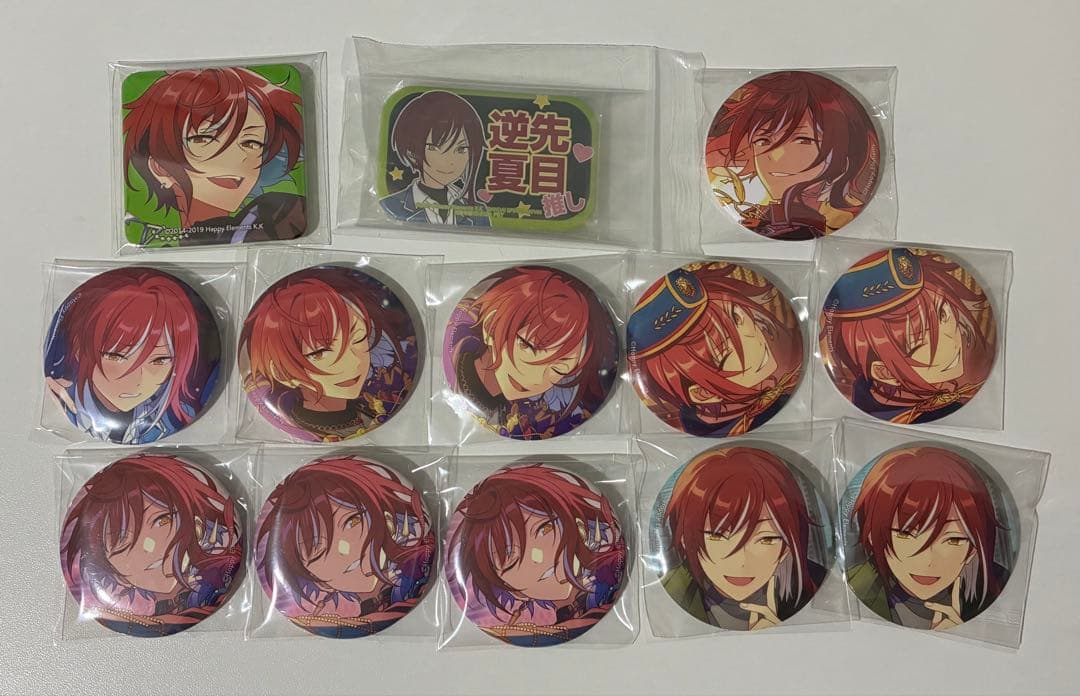 あんスタ　グッズ約60点　逆先夏目　アクスタ　缶バッジ