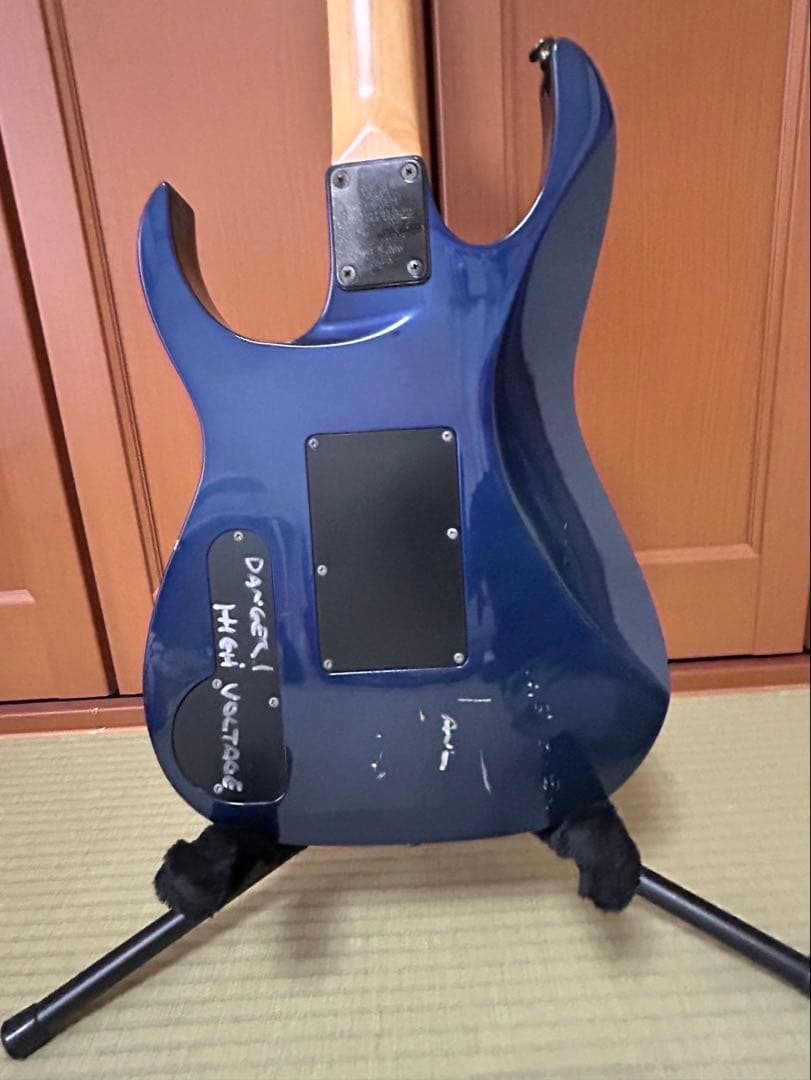 アイバニーズ　PGM100 ポールギルバートモデル