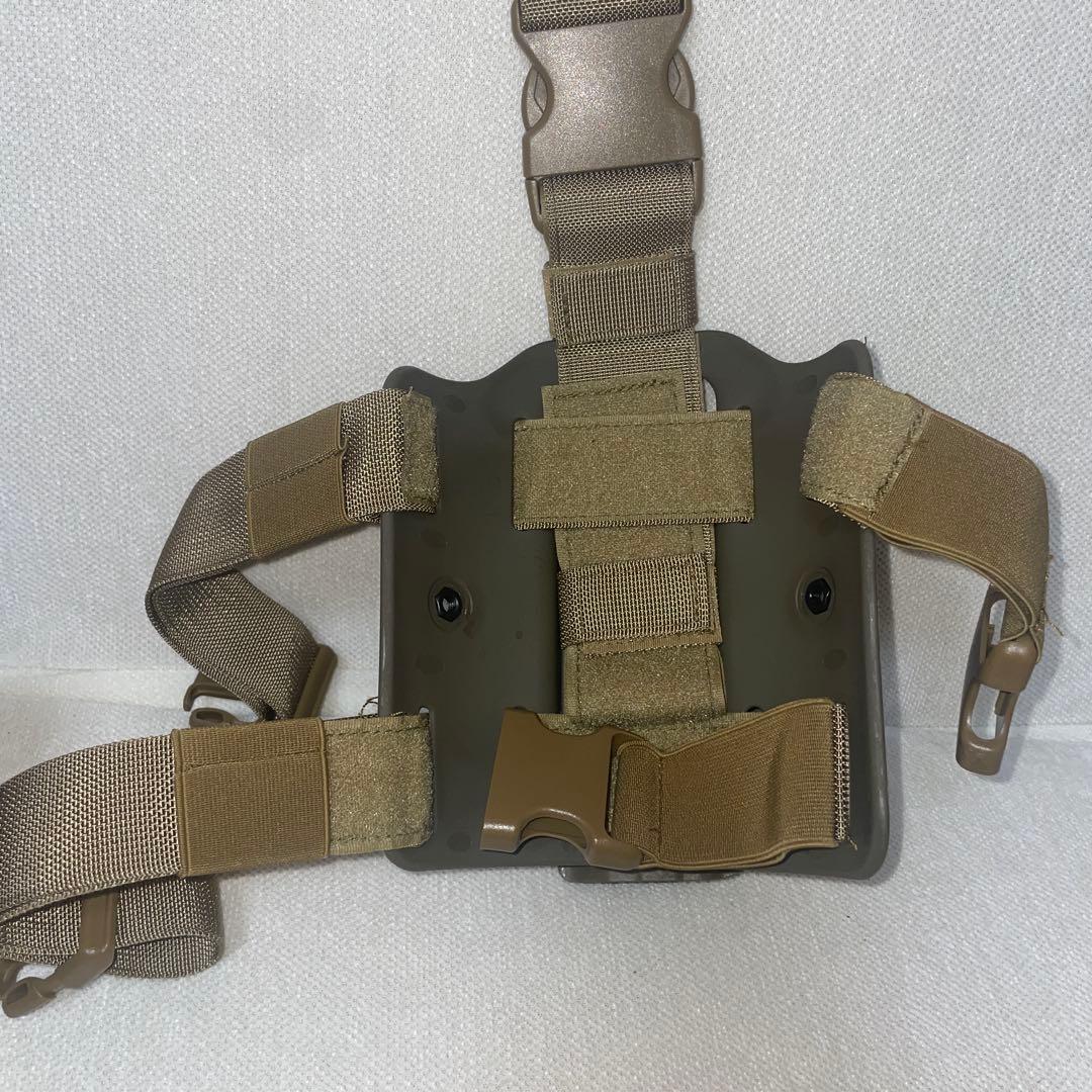 東京マルイ　ガスガンM9A1 マガジン3個付き　ホルスター2個付き