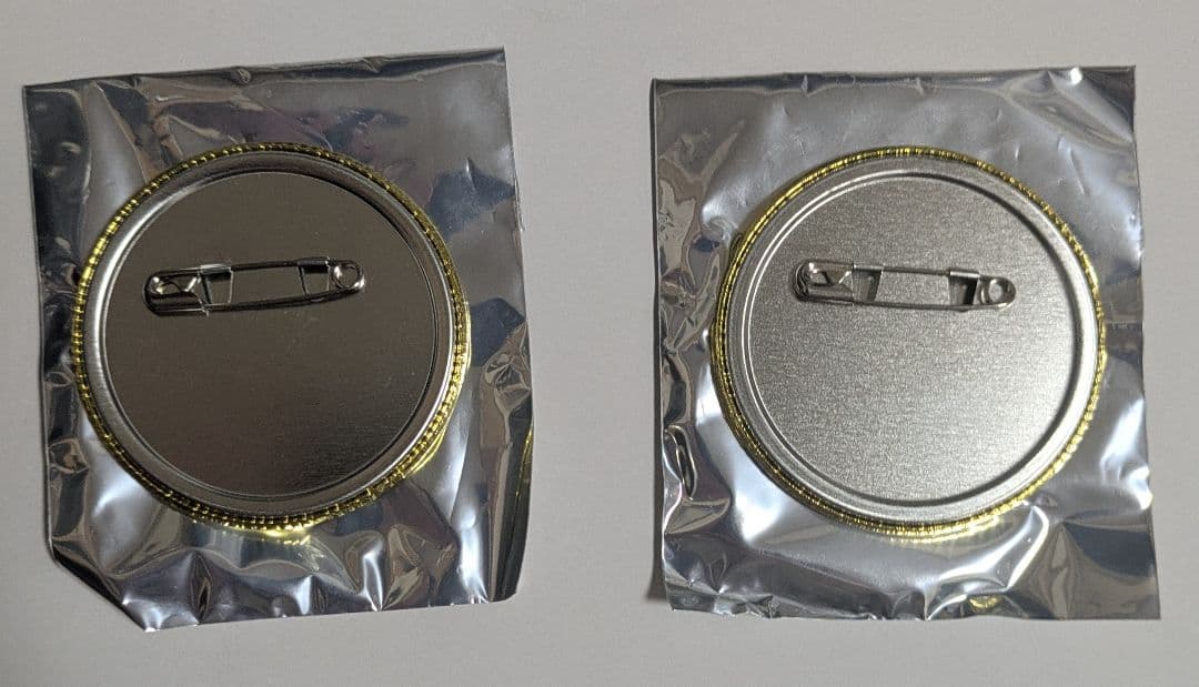 コードギアス スザク C.C. 缶バッジ 2個セット