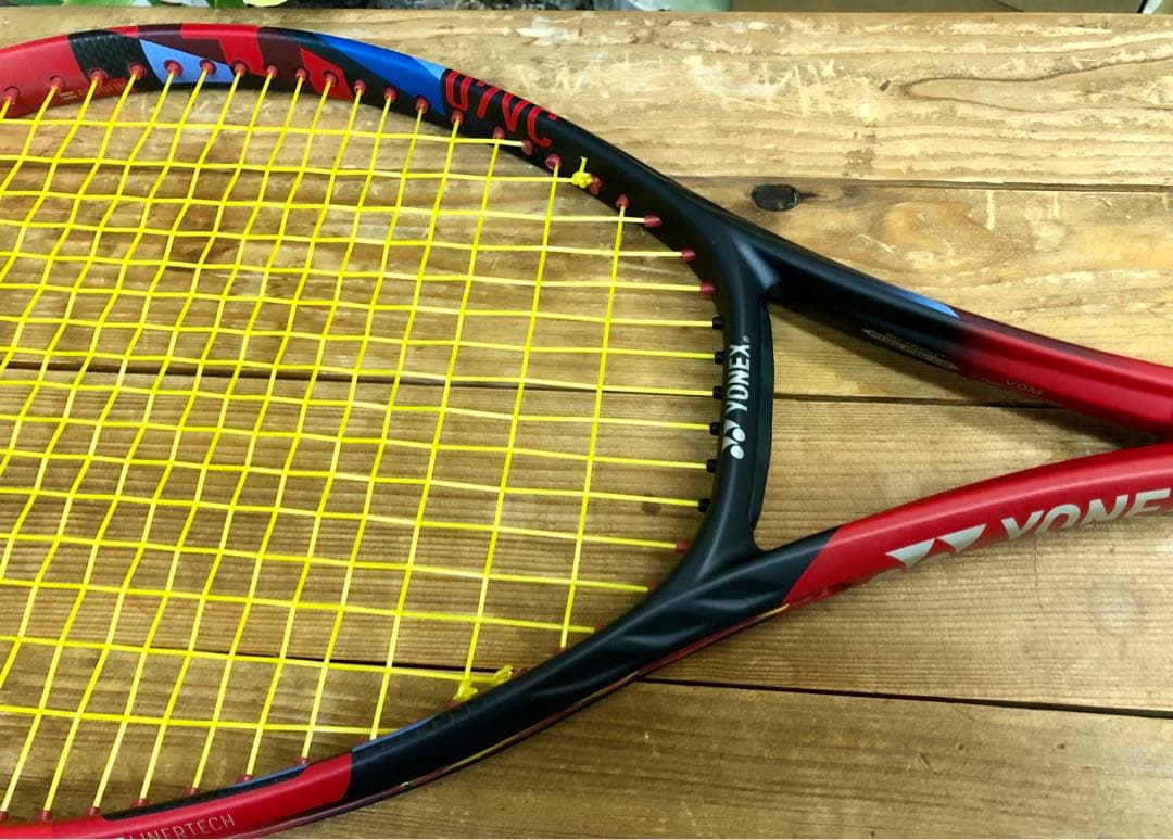 YONEX VCORE 100 G1 ＋ PTGF黒
