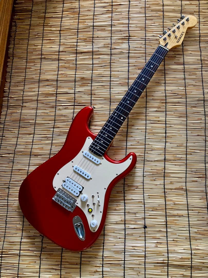 ☆依頼値下　☆美品　新機能満載で多彩な音色　希少な一本　Buskers ST