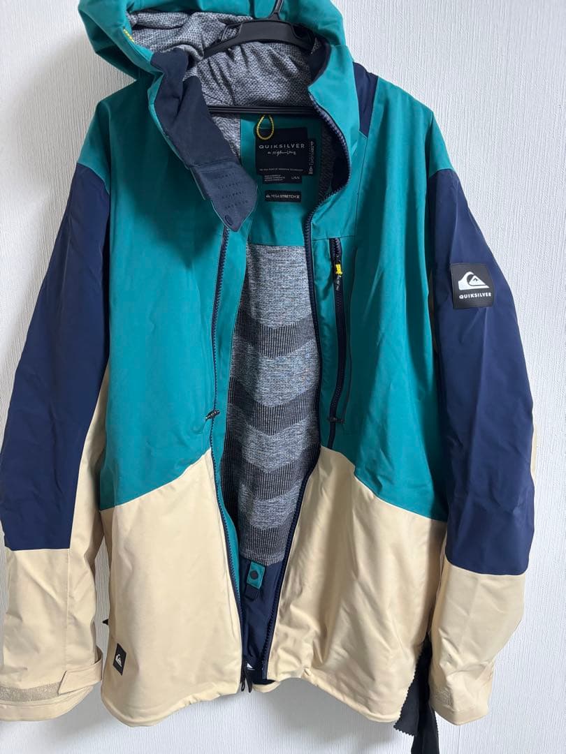 QUIKSILVER スノーボードジャケット
