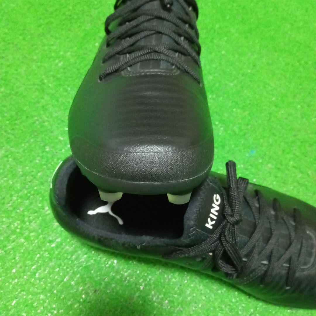 PUMA KING ブラック スパイクシューズ
