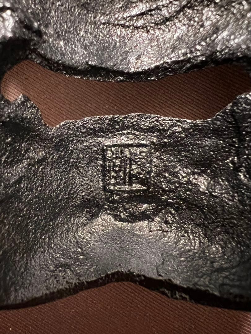 鬼の面 黒と金 角付き