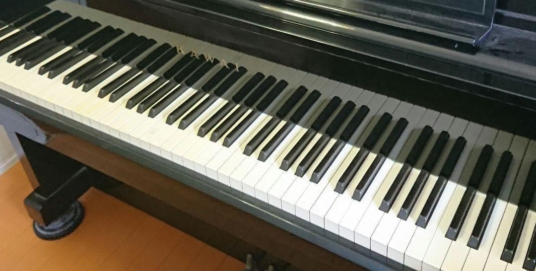 グランドタイプ譜面台、カワイ アップライトピアノ