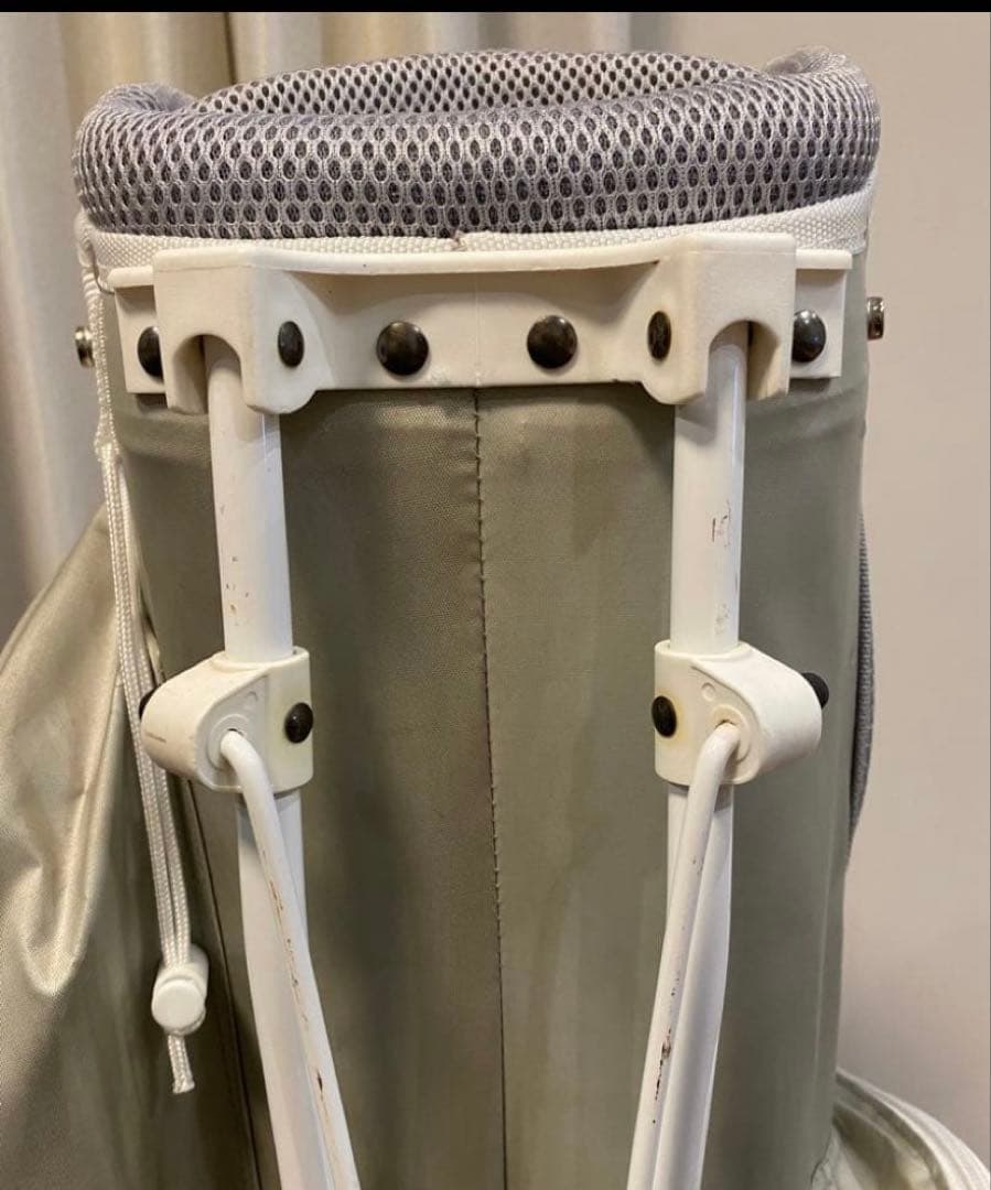 NEW BALANCE シルバー キャディバッグ