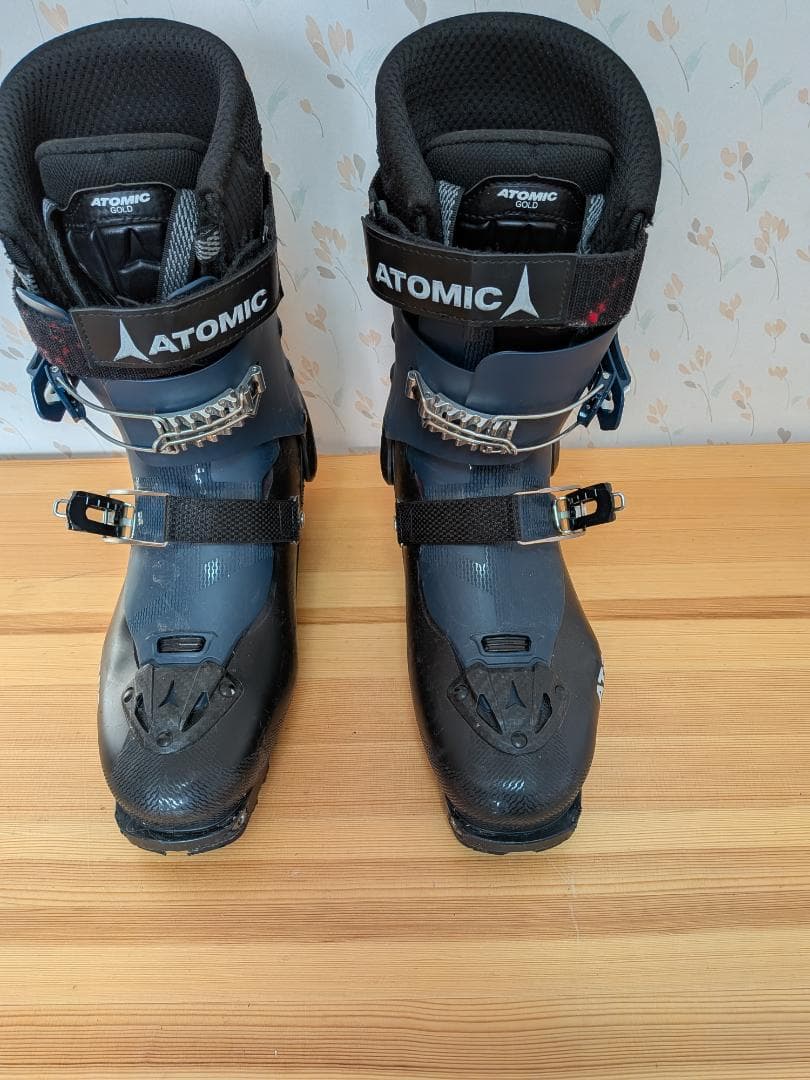 ATOMICアトミックスキーブーツ　SPORT　バックカントリースキーブーツ
