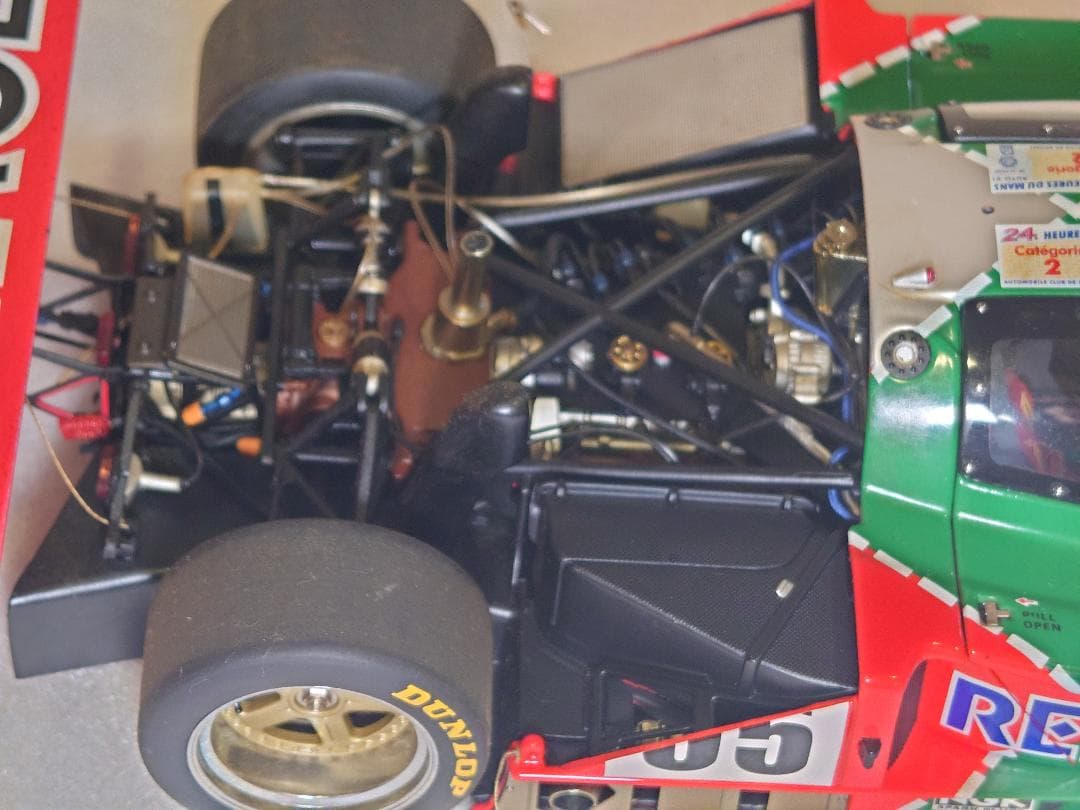 値下げオートアート1/18 マツダ 787B (限定・優勝トロフィー付) 欠品無