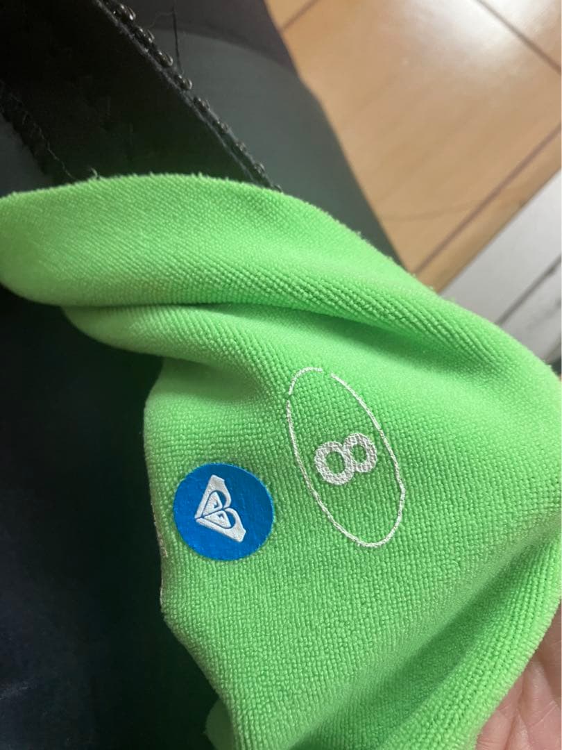 ROXY 秋冬春用　セミドライ　5×4×3ミリ