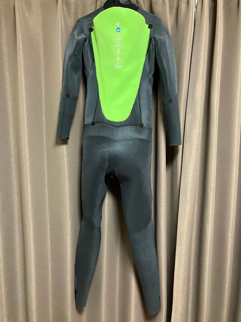 ROXY 秋冬春用　セミドライ　5×4×3ミリ