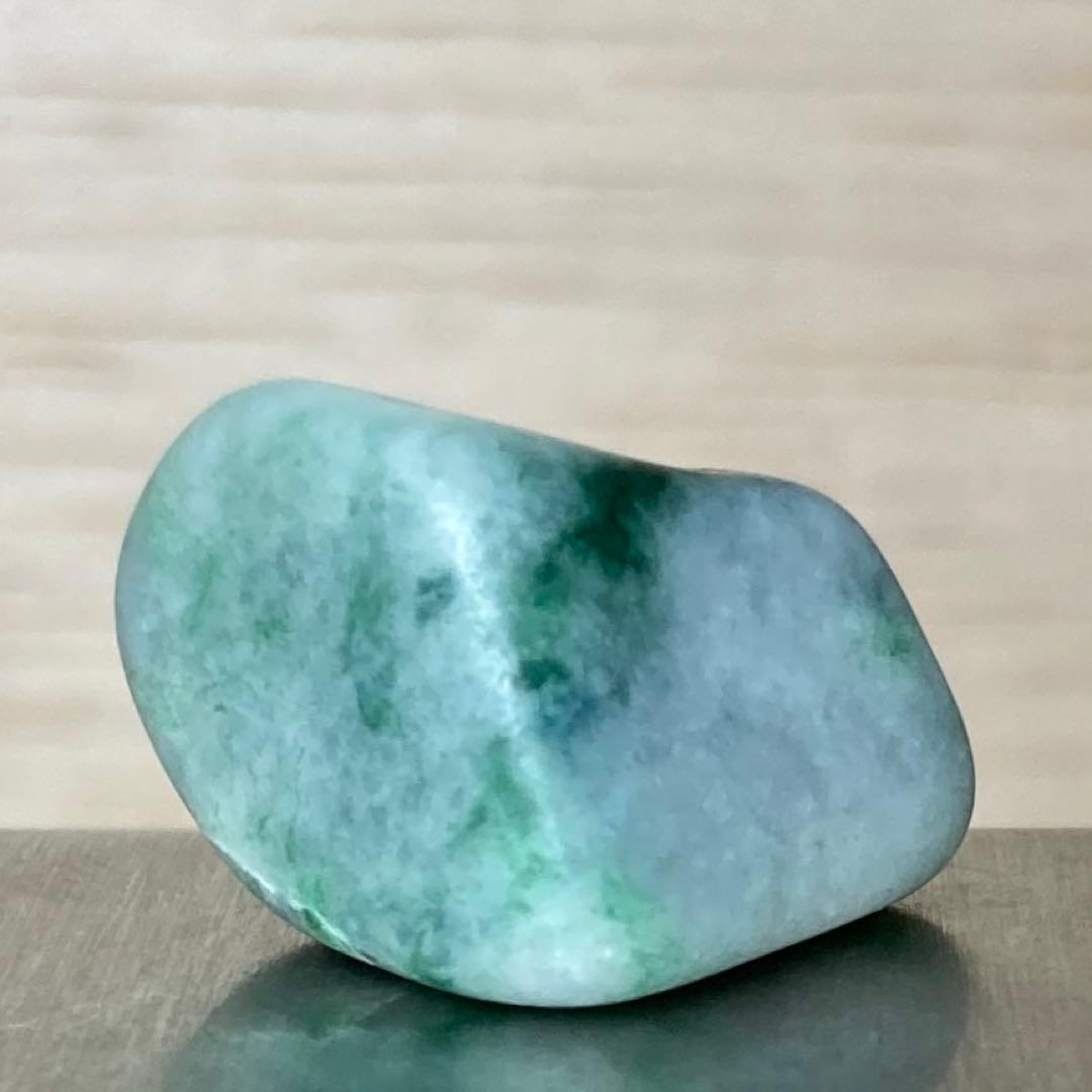 【Premium】糸魚川翡翠　ロウカン宝石質　翡翠　翡翠輝石　原石　5.3ｇ