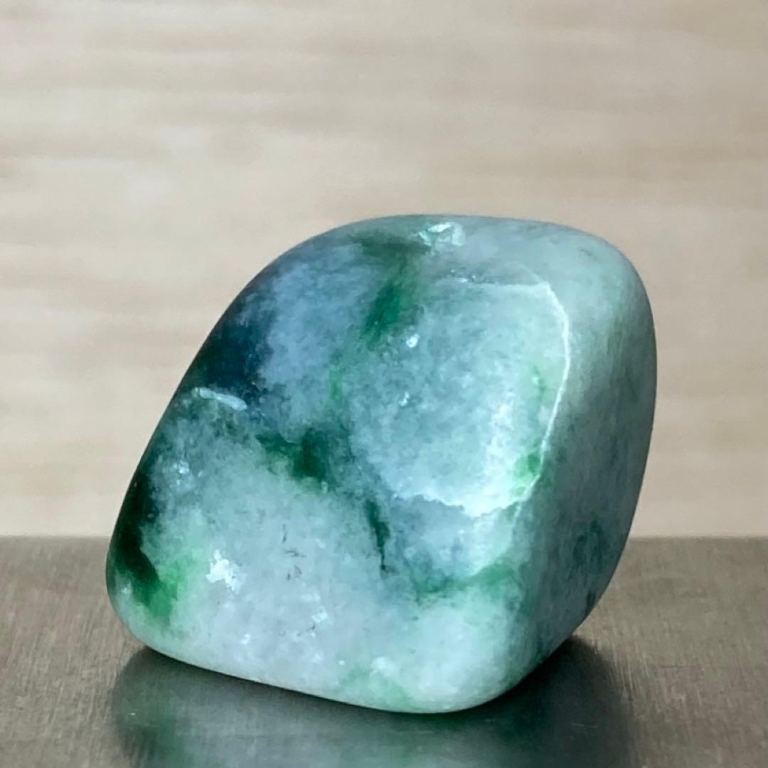 【Premium】糸魚川翡翠　ロウカン宝石質　翡翠　翡翠輝石　原石　5.3ｇ