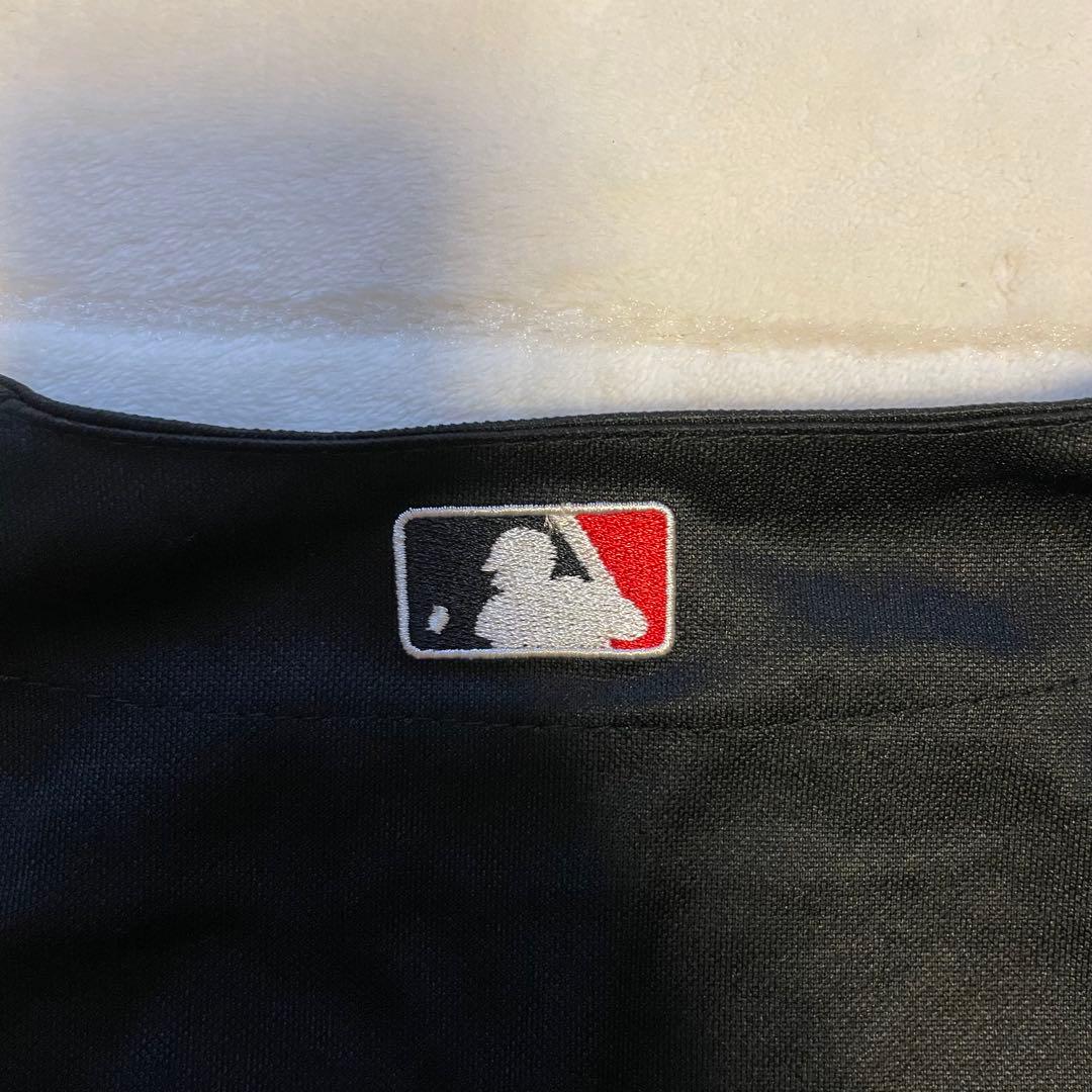 ニューヨーク ヤンキース 2009 MLB ブラック25番 Majestic