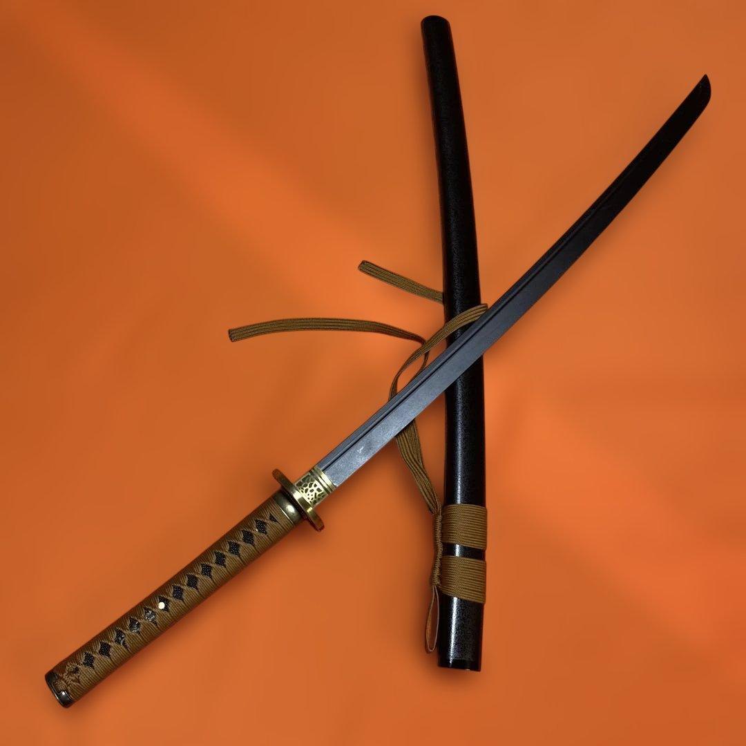 高級軽量模造刀 茶柄 海鼠透し金鍔 飾り栗形黒梨地鞘