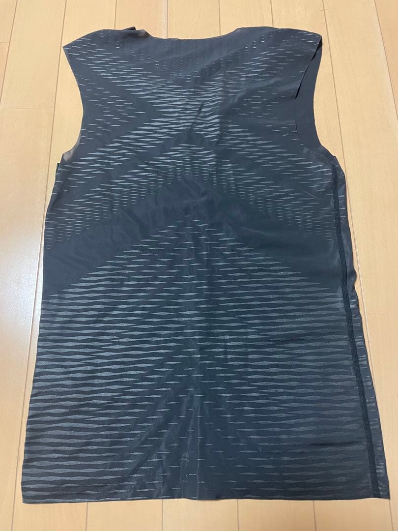 ASICS メタスピードベースレイヤー Lサイズ