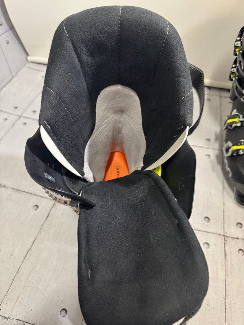 SALOMON スキーブーツ　28センチ