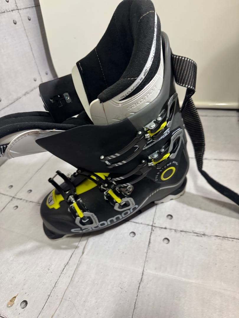 SALOMON スキーブーツ　28センチ