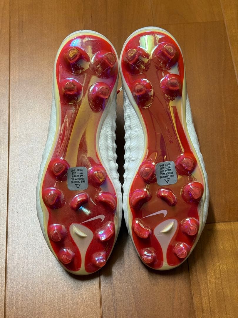 さか　NIKE マジスタオブラ