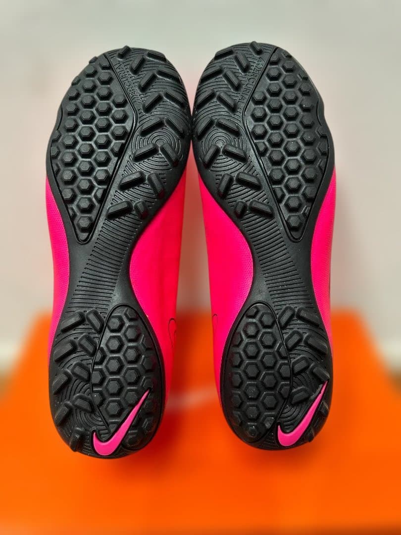 NIKE ビクトリー5 TF ハイパーピンク 651646-660