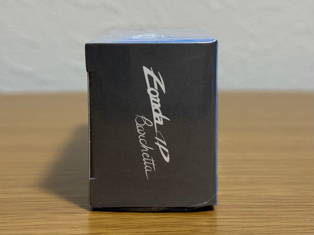 新品未開封 パガーニ ゾンダ ウアイラ 1/64 MINI GT ミニカー