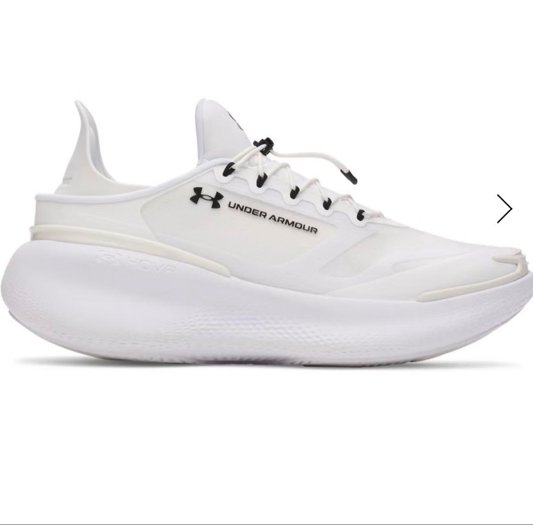 アンダーアーマー　UAノヴァ　ホワイト　26.0cm