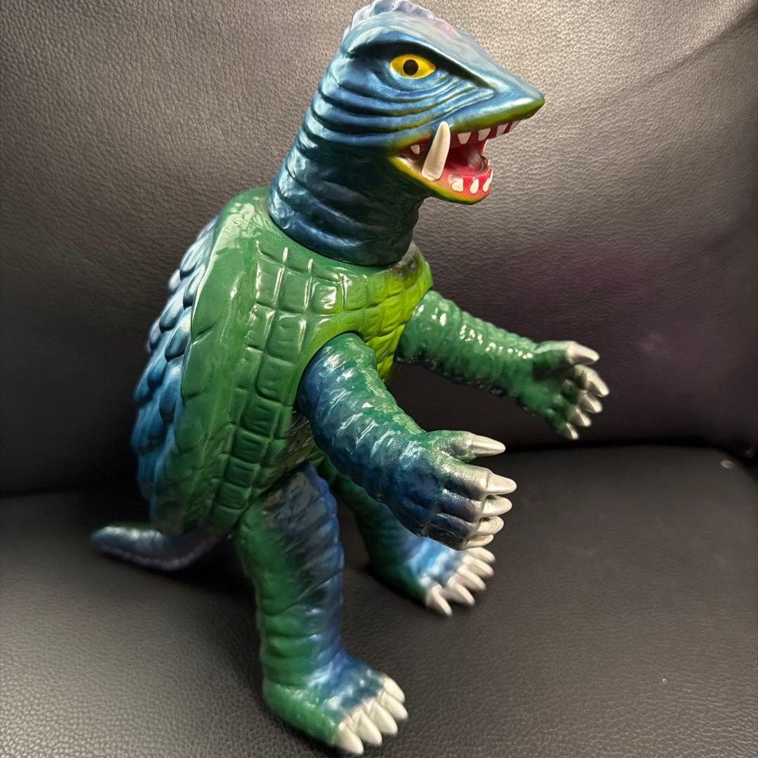 M*6様 ゴジラ　ガメラ　マーミット