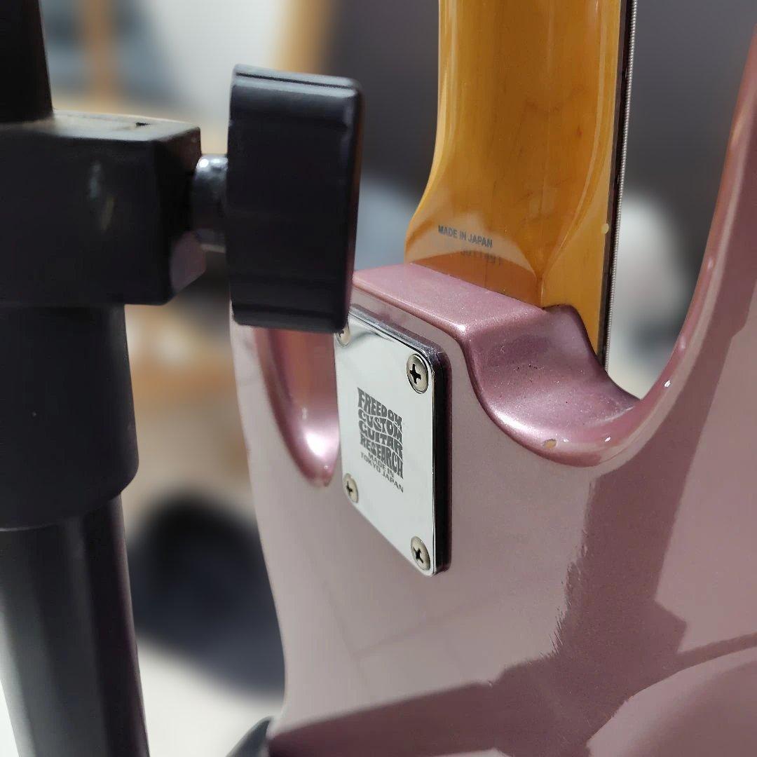 フェンダージャズベース・メイドインジャパンJDシリ バーガンディミストメタリック