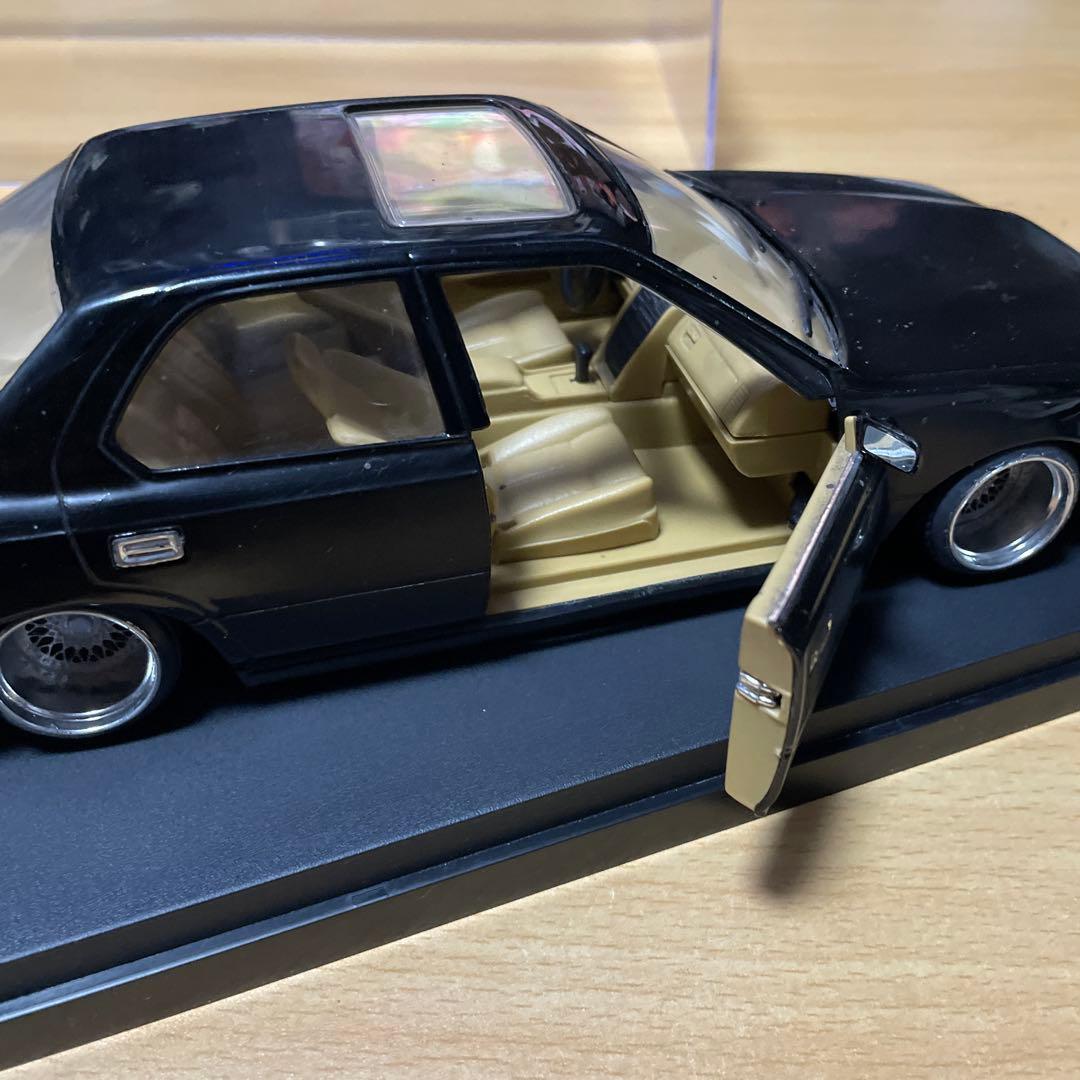 セルシオ　1/18 ミニカー